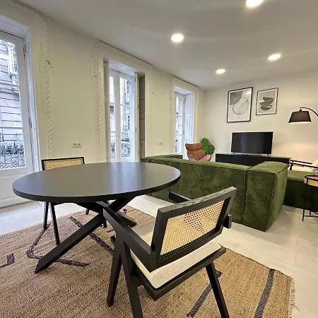 Velazquez 34, Con Parking Gratis By Ybh * Виго